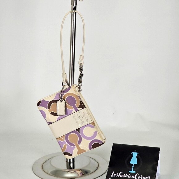 Coach Handbags - Coach Signature Women's Canvas Wristlet Clutch Purse 119